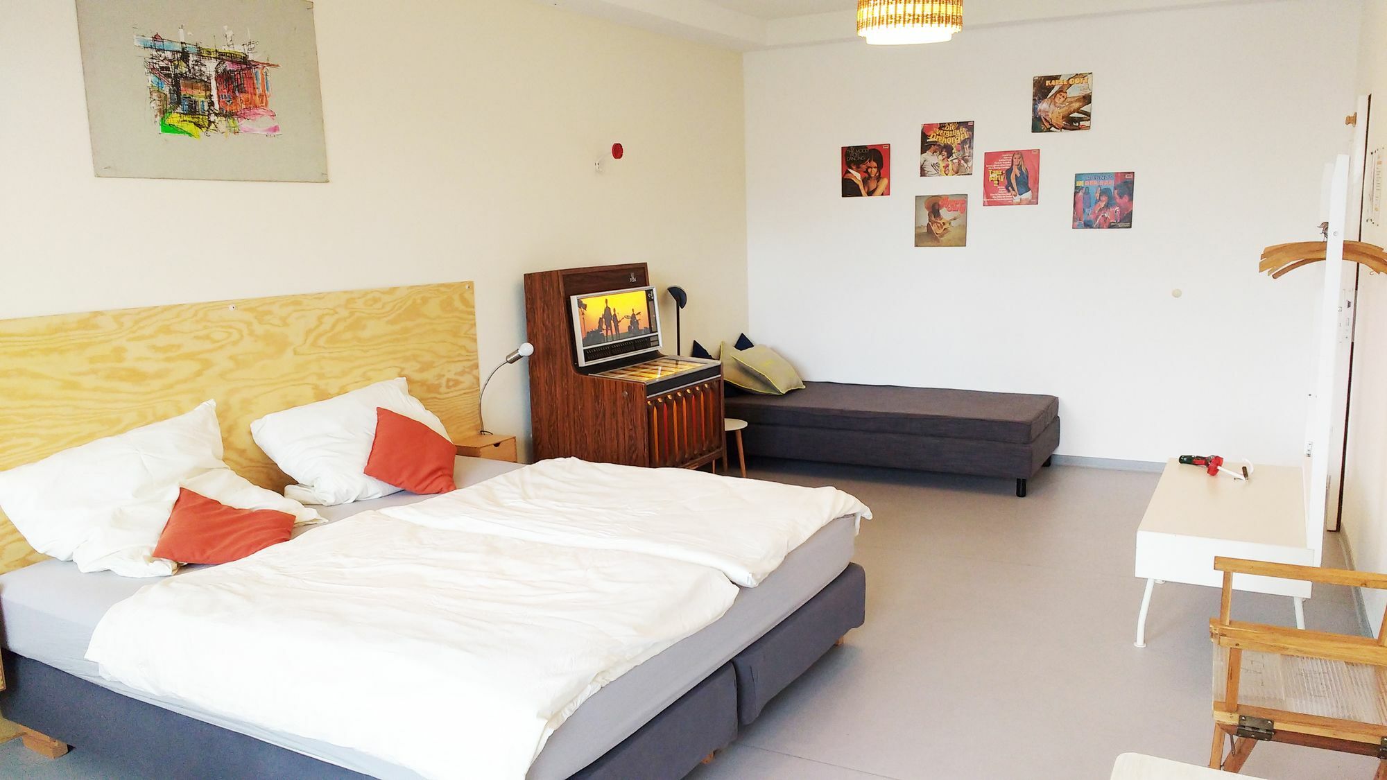 M I N I T E L Hotell Berlin Exteriör bild